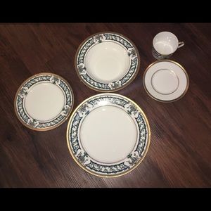 Christian Dior China Set